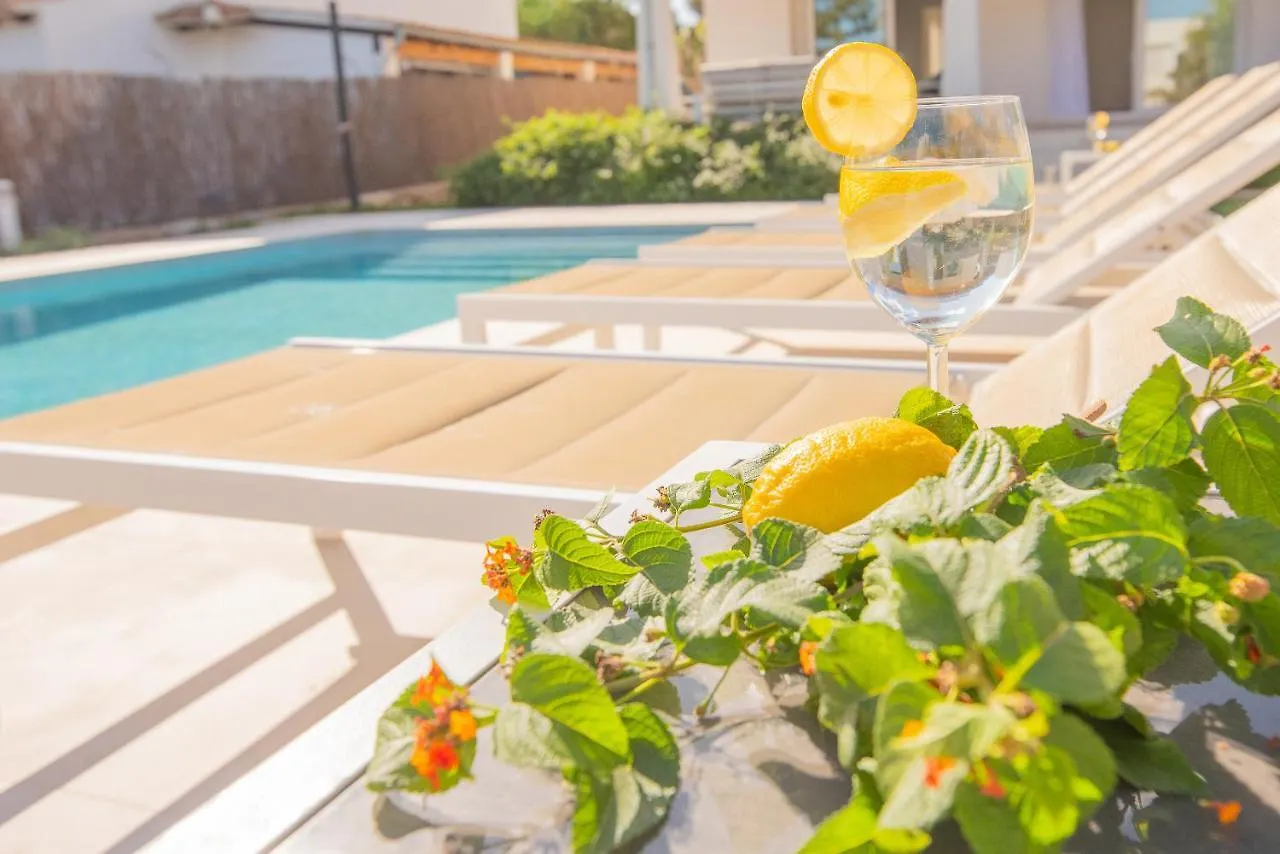 Holiday home Villa Menorca 16 Cala d'Or